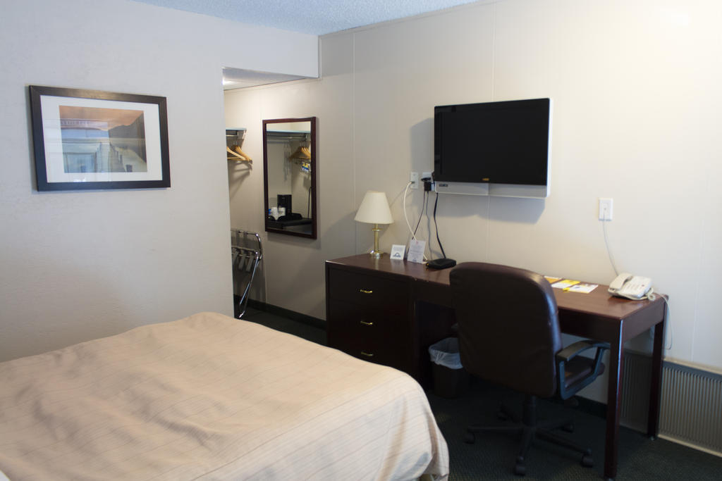 Days By Wyndham Hotel