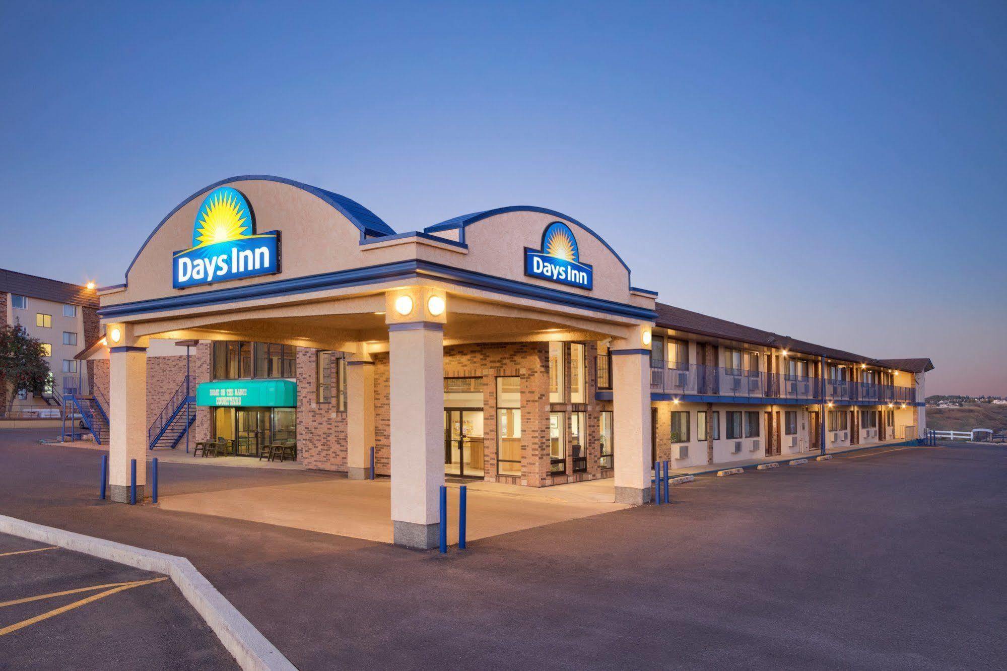 Days By Wyndham Hotel Lethbridge